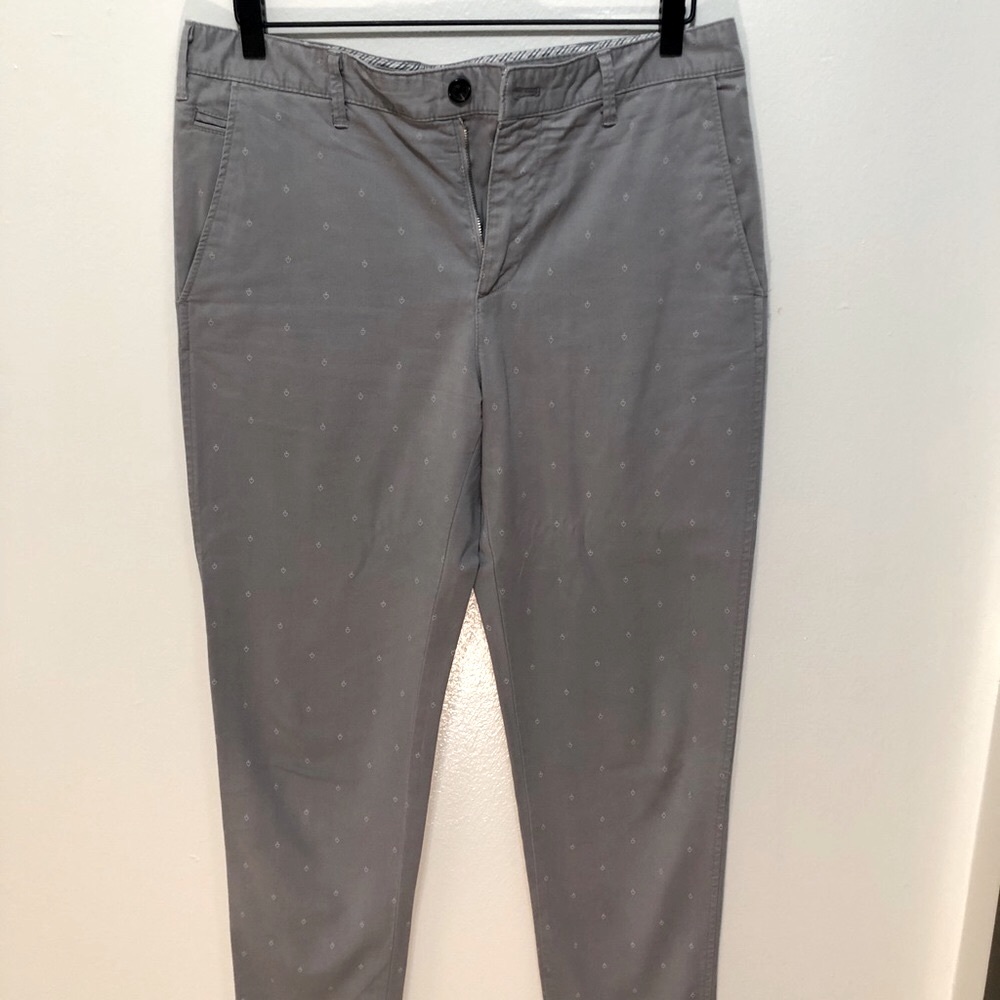 Zara men’s skinny fit chinos.